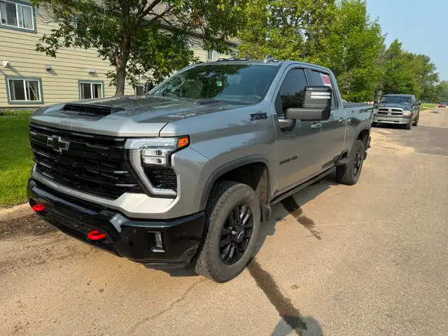 2025 CHEVROLET 3500 LTZ TRAIL BOSS