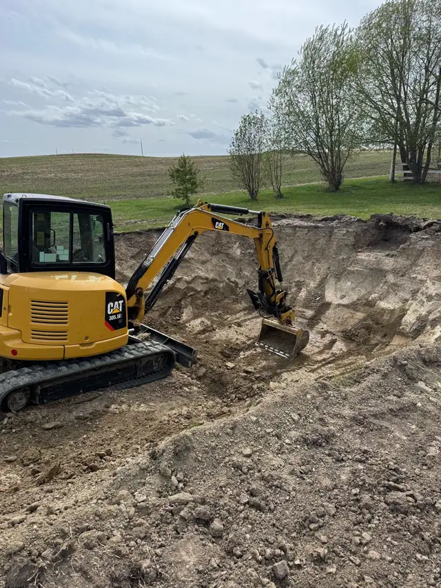 Skid Steer & Excavator Services - Lacombe County in Other in Red Deer - Image 7