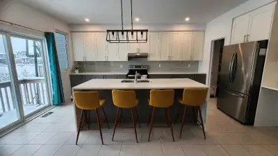 short term renta Furnished 4 bed - 3 bathroom  in Stittsville