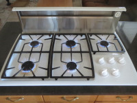 Thermador 36 inch, 5 burner natural gas cooktop and vent system
