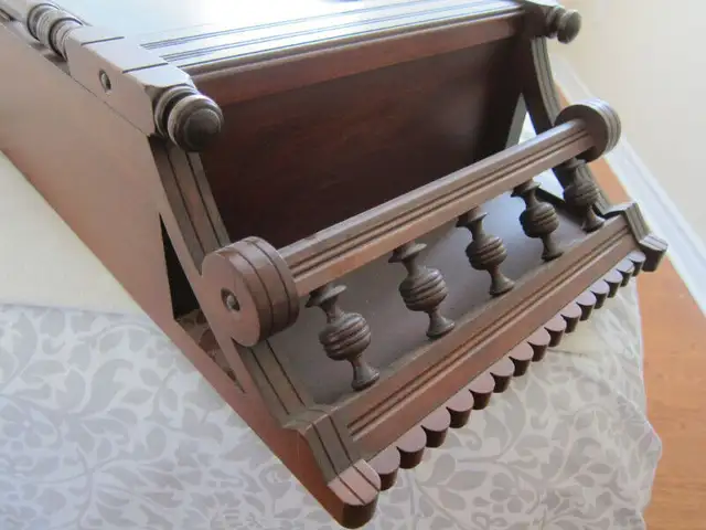 Nice Seth Thomas Queen Anne Wall Clock in Other in Ottawa - Image 3