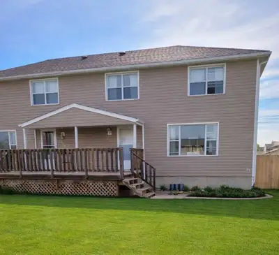 For Rent: 4-Bedroom Duplex in Springbrook, Alberta This recently renovated, clean duplex offers 4 be...