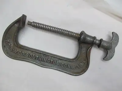Antique Steel No. 5 Clamp