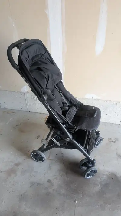 Maxi Cosi Travel Stroller, View more