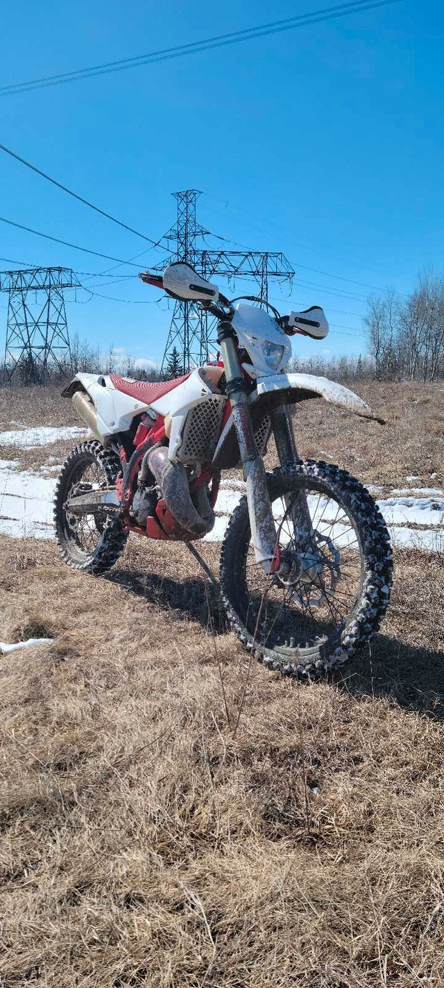 2019 beta 125rr 2stroke  in Dirt Bikes & Motocross in Sudbury - Image 3