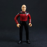 7 Star Trek The Next Generation Action Figures