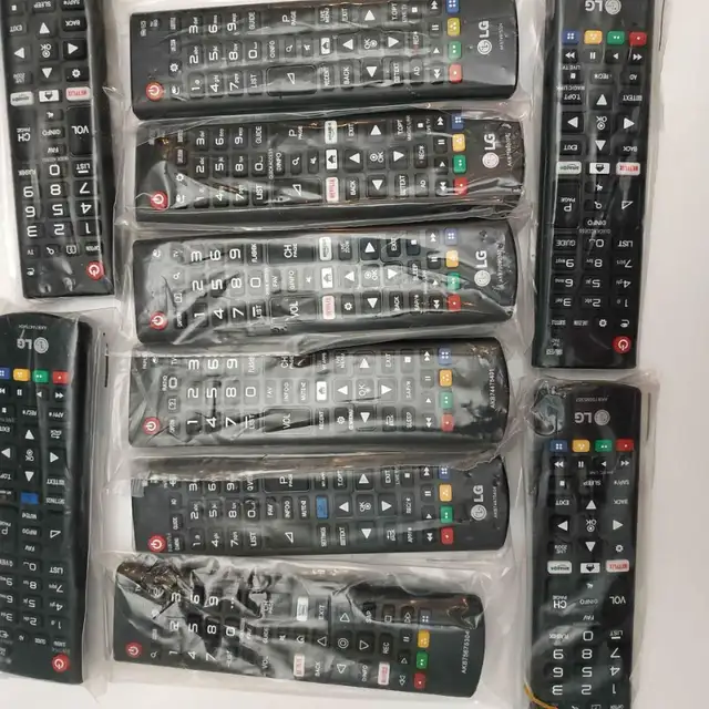 REMOTE CONTROL LG SAMSUNG SONY TCL RCA SANYO HISENSE SHARP ROKU in TVs in Ottawa - Image 2