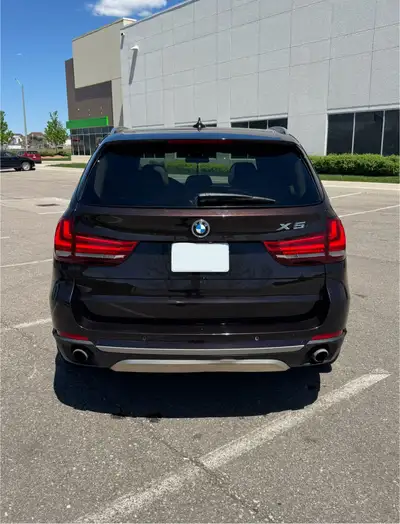 Absolutely Gorgeous 2015 BMW X5 35i X-Drive Rare Spec 156,400km Safety Certificate included in sale...