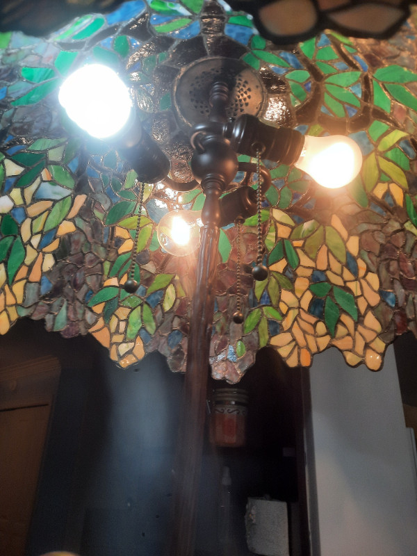 Tiffany Lamp dans Éclairage intérieur et plafonniers  à Thetford Mines