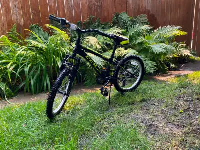 CCM Ruckus 18" Bike – Great Kids Trail Bike The CCM Ruckus 18" b, View more