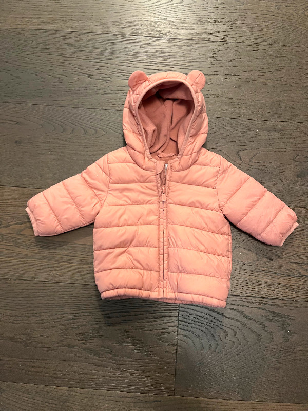 Old navy pink lightweight jacket 3-6M NWT in Clothing - 3-6 Months in City of Toronto