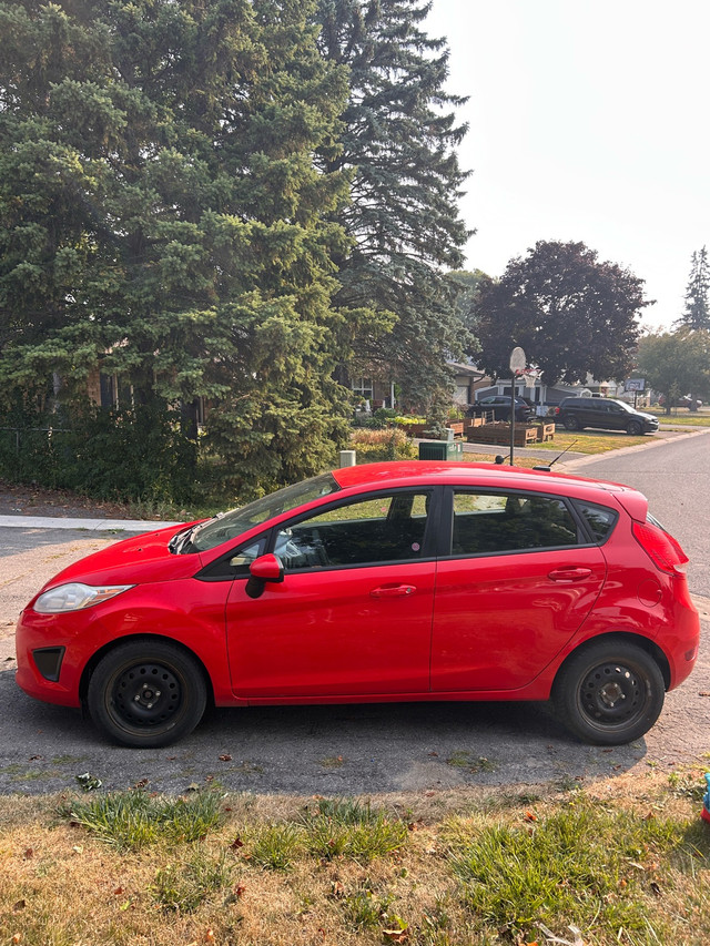 2013 Ford Fiesta SE in Cars & Trucks in Kingston - Image 2