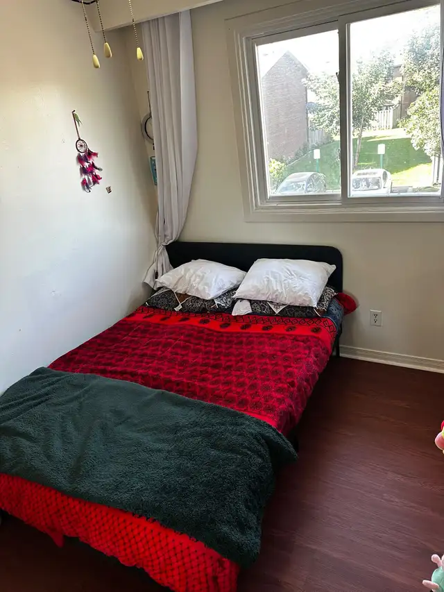 1 bed 1 bathroom for rent ONLY women