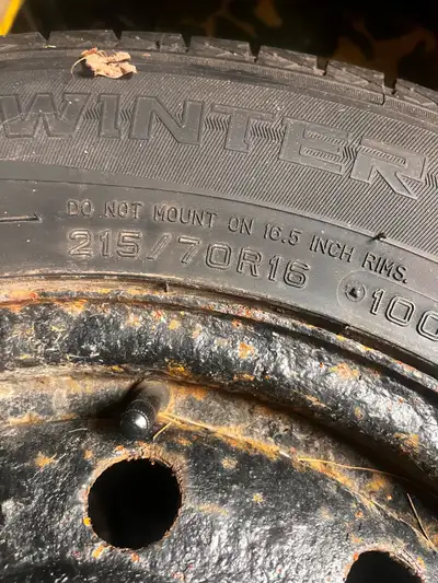 4 snow tires taken off a Toyota Rav 4. Excellent condition slight rust on the rims.