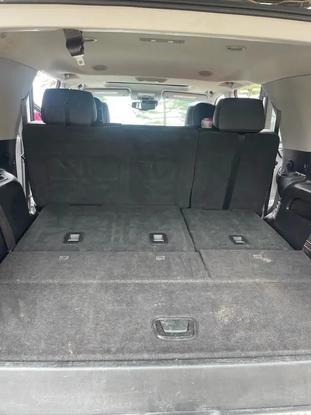 2016 Yukon in Cars & Trucks in Cape Breton - Image 8