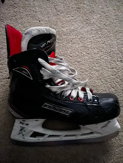 Bauer Vapor 500 Kids Skates Size 4, View more