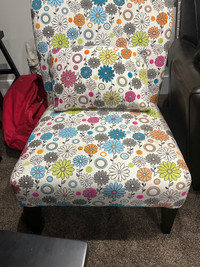 Upholstered chair 