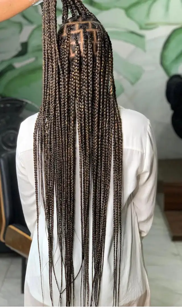 Hair Braider in Ottawa62863248366977123
