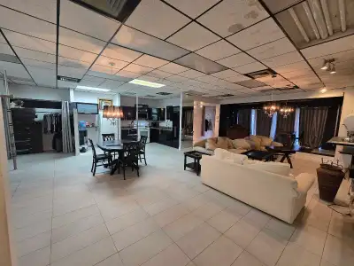 URGENT – CESSION DE BAIL GRAND APPARTEMENT MEUBLÉ – 1000$/MOIS ✨ Occasion rare ! Appartement spacieu...