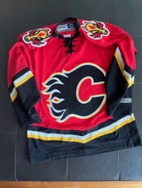 Calgary Flames Jersey CCM Size S