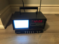 Rare Vintage Citizen 5" Mini TV AM/FM Clock Radio - Tested and W