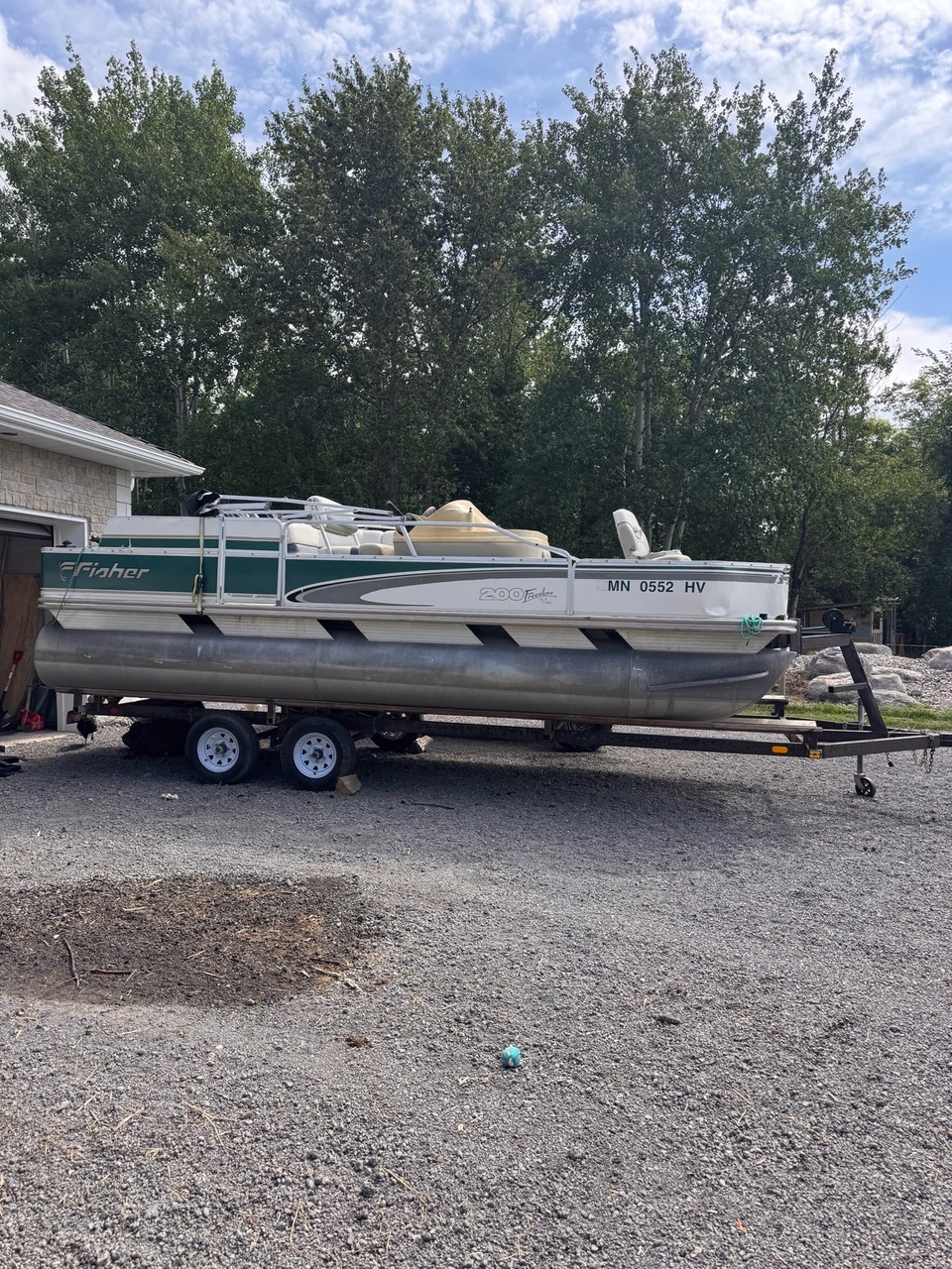 Fisher 200 Freedom Pontoon Boat | Powerboats & Motorboats | Winnipeg ...