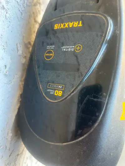 Barely used Traxxis. Maybe 2 hours. 80 lb thrust. 24v.