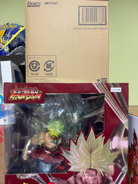 Bandai Figuarts Zero Dragonball Super Saiyan Broly & Goku