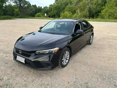 2022 Honda Civic EX, black w/ black cloth heated seats. Remote start, sunroof, Apple CarPlay / Andro...