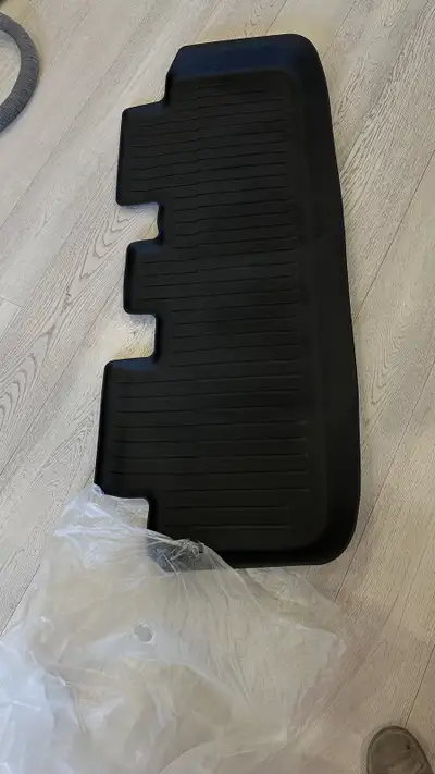 New tesla Y 2017-24 All-Weather second row Floor Mat, View more
