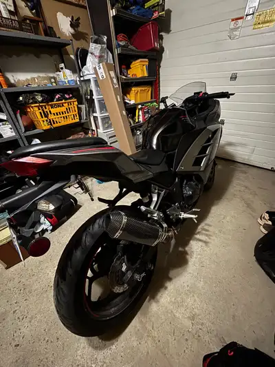 This 2013 Kawasaki Ninja 300 ABS is a great bike for anyone looking for something fun and reliable....
