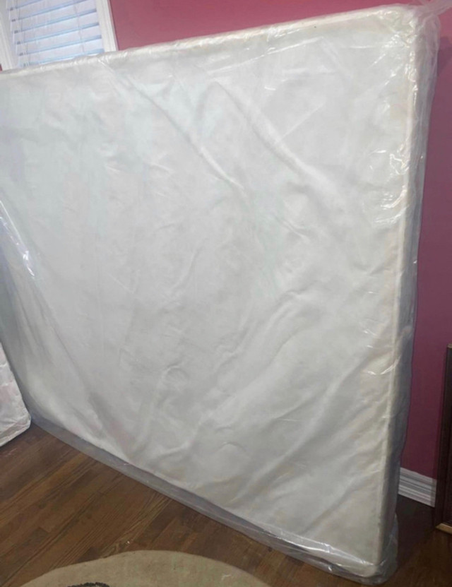 Queen Size Mattress Box Spring with Home Delivery in Beds & Mattresses in Mississauga / Peel Region