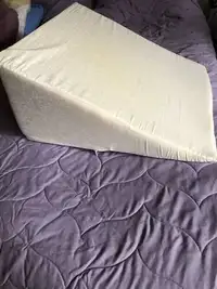 Wedge pillow, bathtub chair, more medical