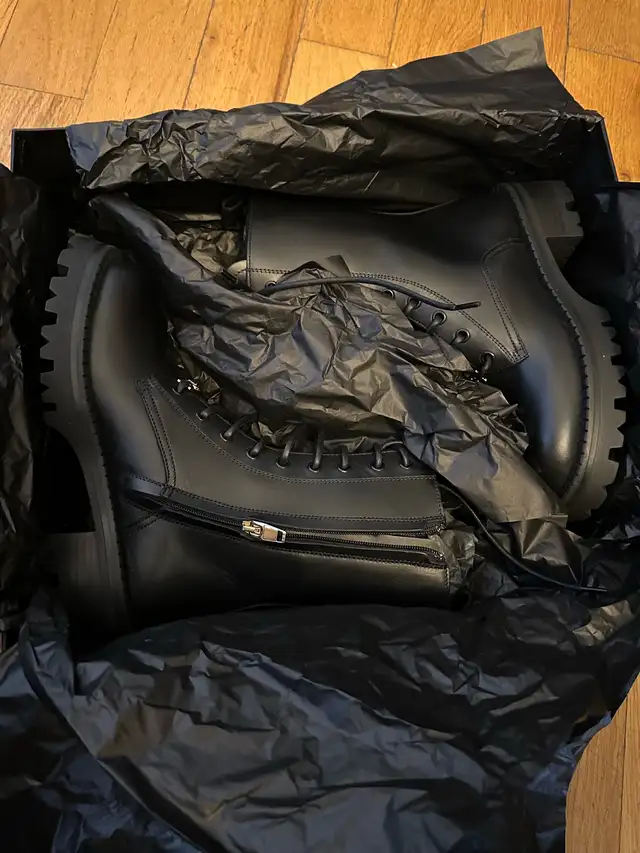 VERSACE Vegabond leather lace-up boots in Men's Shoes in Markham / York Region - Image 6