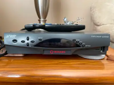 Rogers Explorer 4250HD cable box with Remote, View more