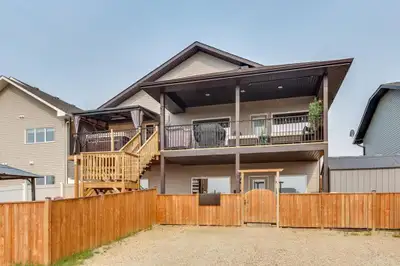 2 Bed 1 Bath Basement Suite