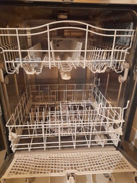 Whirlpool stainless steel dishwasher 