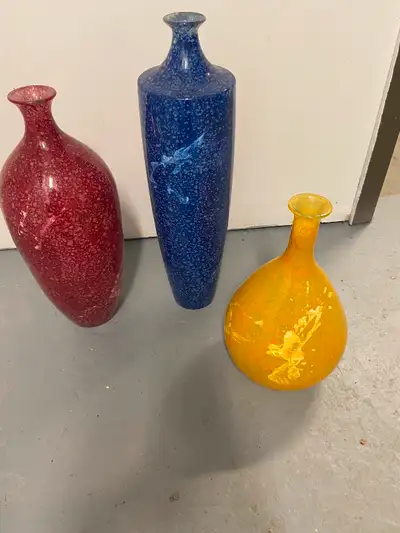 Montréal (H3W 1X1) - Pas de livraison Non négociable À vendre : 3 vases Pier 1 Import à l'unité pour...