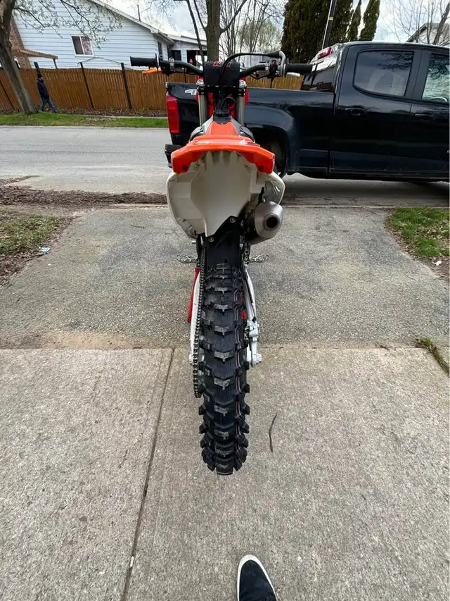 2024 KTM 250SX in Dirt Bikes & Motocross in Brantford - Image 10
