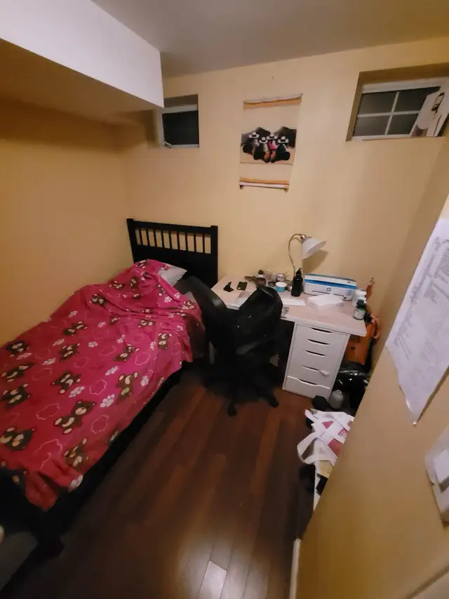 Basement room available  in Room Rentals & Roommates in City of Toronto - Image 4