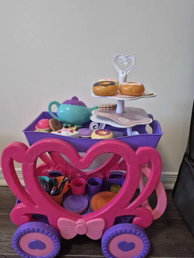 Kids gently used toys for sale 