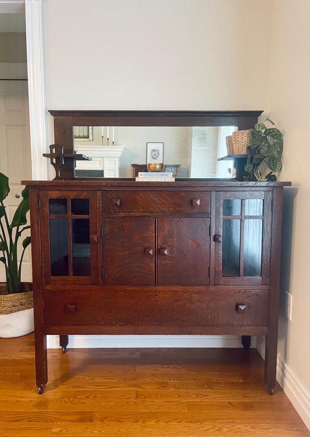Antique Quarter Sawn Oak Sideboard / Hutch / Buffet Hutches & Display
