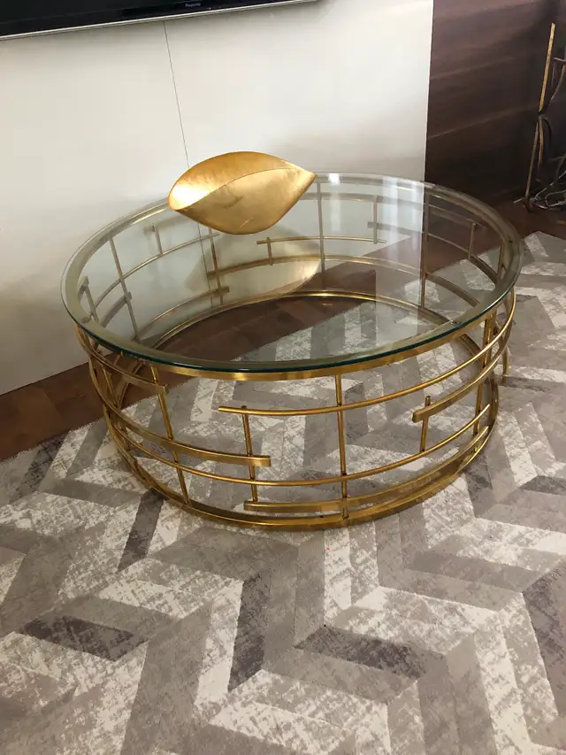 Coffee table519880168230758401