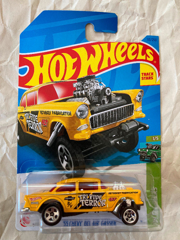 Hot Wheels 1:64 Scale 1955 Chevrolet Bel Air Collectibles in Toys & Games in Trenton - Image 4