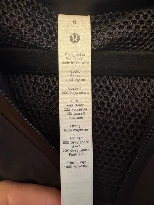 Lululemon street sleet long jacket in Women's - Tops & Outerwear in Kingston - Image 5