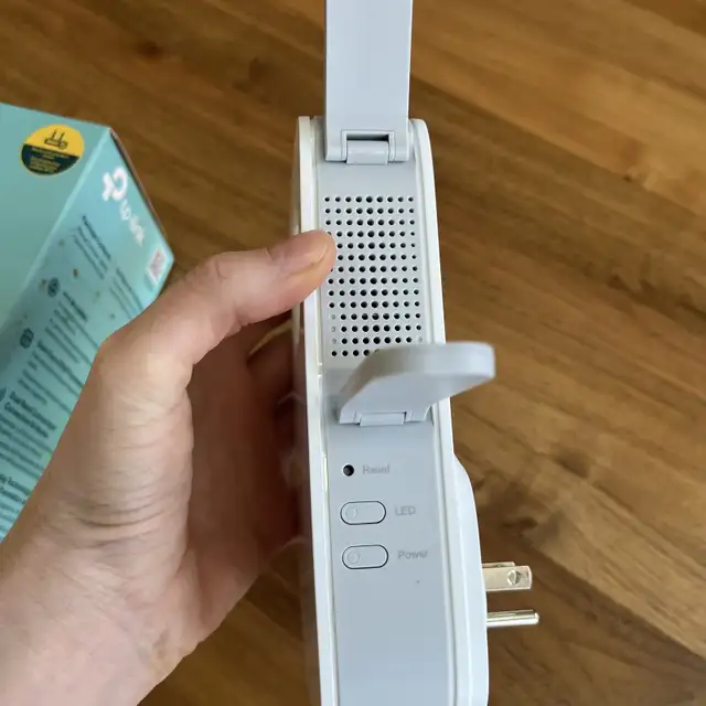 tp-link AC2600 MU-MIMO Wi-Fi Range Extender - dual band in Networking in City of Toronto - Image 6