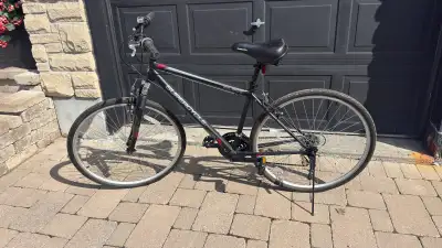 Excellent condition, everything works perfectly Smooth ride, no issues Ready to use I believe its a...
