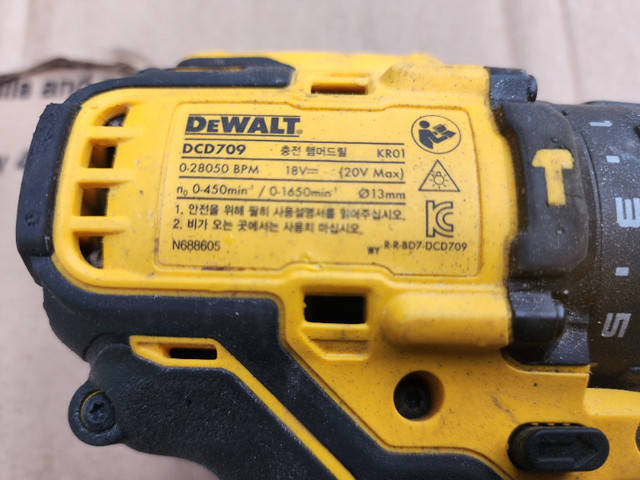 DEWALT 20V MAX ATOMIC Lithium-Ion  Brushless Compact Hammer Dril in Power Tools in Windsor Region - Image 4