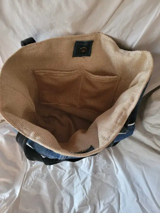 Harley Davidson Tote in Women's - Bags & Wallets in Sudbury - Image 4