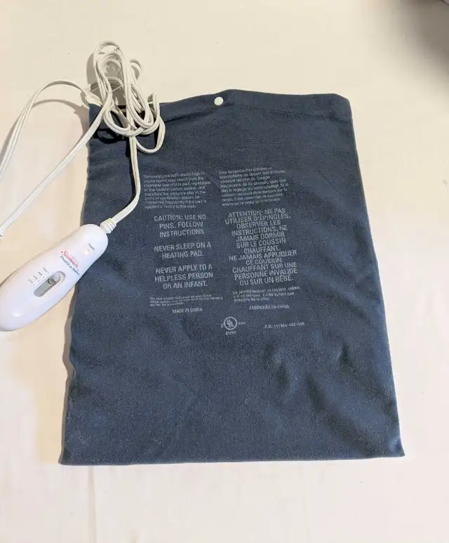Sunbeam Heating Pad 12 x 16 inches Works in Health & Special Needs in Charlottetown - Image 2
